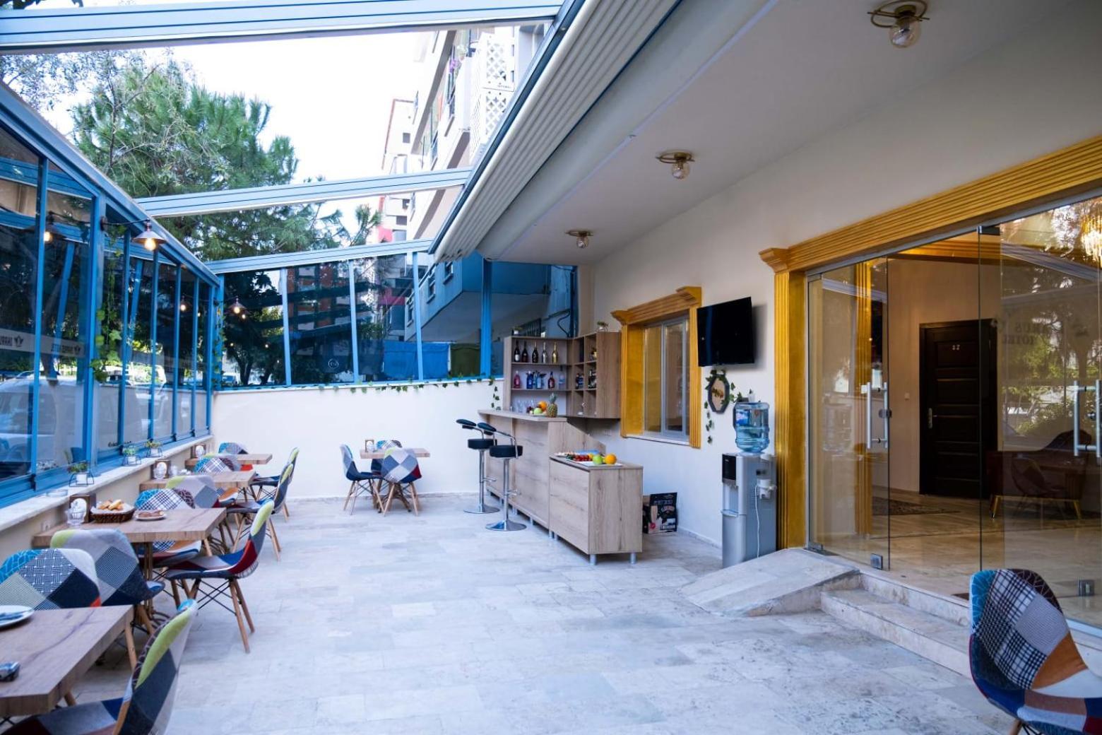 Ikarus Hotel Kusadasi Exterior photo